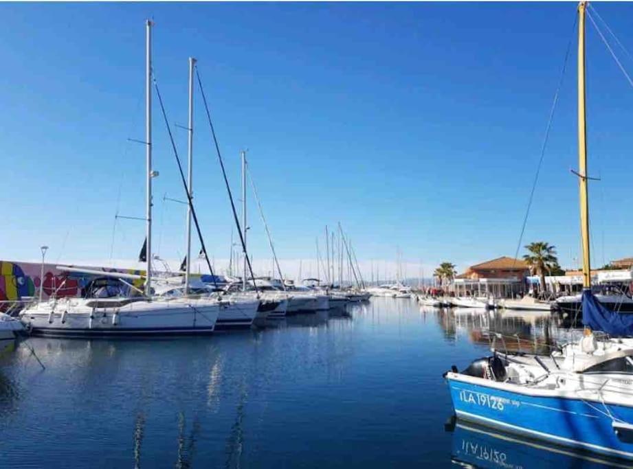 Chaleureux Appartement Face Au Port Sta Lucia, Tout A Pieds, Wifi Сен-Рафаэль Экстерьер фото
